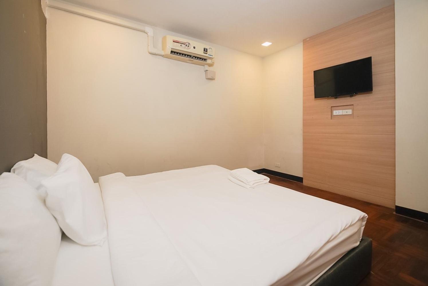 โกอินน์ สีลม - สถานีรถไฟฟ้าเซนต์หลุยส์ Go Inn Silom - Bts Saint Louis Bangkok Exterior foto