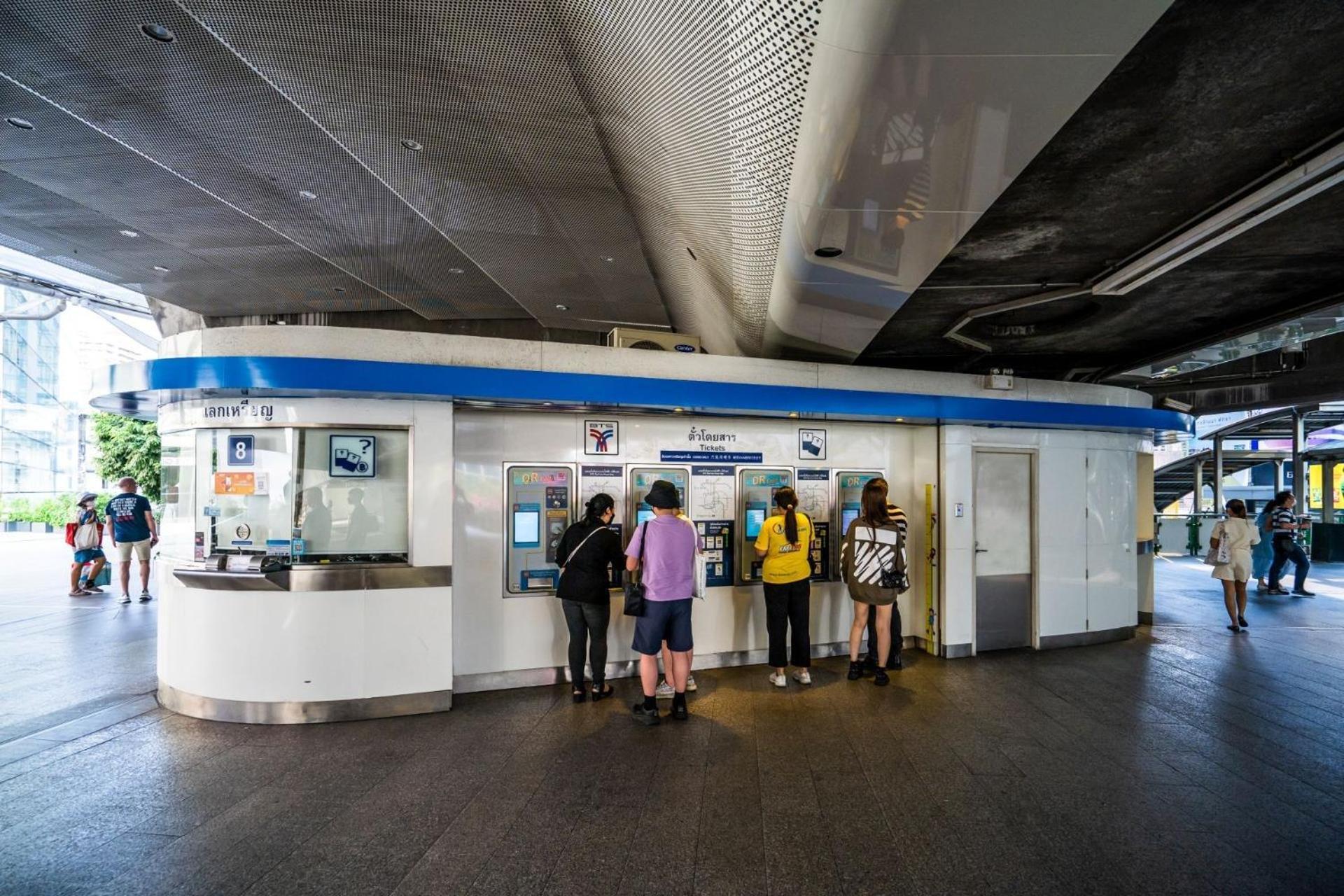 โกอินน์ สีลม - สถานีรถไฟฟ้าเซนต์หลุยส์ Go Inn Silom - Bts Saint Louis Bangkok Exterior foto